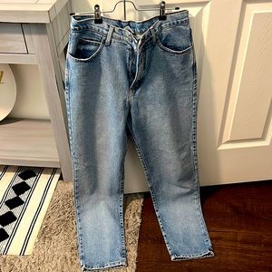 Guess mom jeans originals.